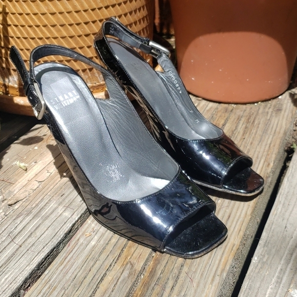 Stuart Weitzman Black Patent Sling-back Heels 7 - Picture 2 of 8
